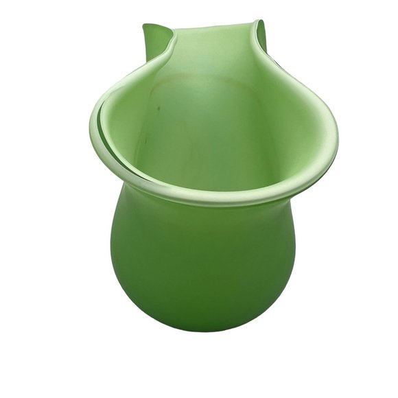 Vintage Pottery Barn Oblong Fan Vase Green Matte Finish Frosted Flaws - Picture 3 of 8